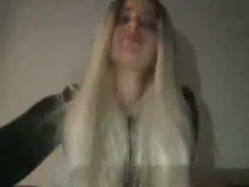girl
        badteacher1994 cam image #88398