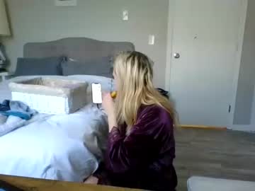 girl
        freeeeeak5 cam image #167797