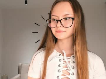 girl
        gemmacockayne cam image #193252