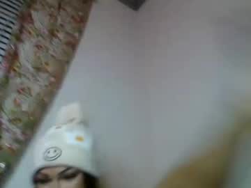 girl
        littlelexxxi111 cam image #232451