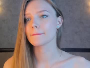 girl
        aryamurrr cam image #78051