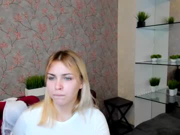 girl
        vanessa_coy_ cam image #65925
