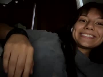 girl
        moonbabey cam image #123753