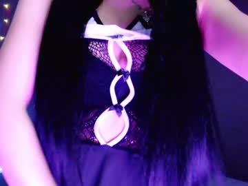 girl
        minasoul cam image #194048