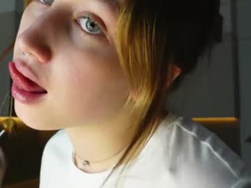 girl
        eva_cuty cam image #167593
