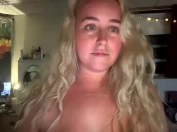 girl
        blonde4lyfe cam image #115693