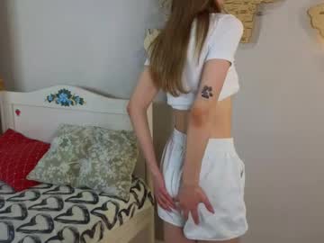 girl
        sunnivacoppens cam image #246674