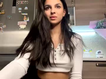 girl
        yourfavorite_girl cam image #77423