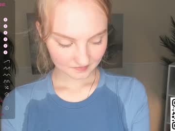 girl
        _megryan_ cam image #157194