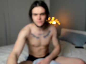couple
        lilkimxhugoash cam image #156864