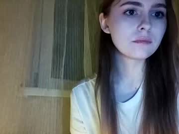 girl
        jennyjansen cam image #114762
