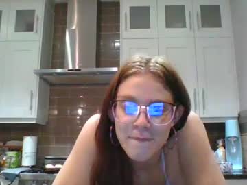 girl
        ayowen cam image #196086