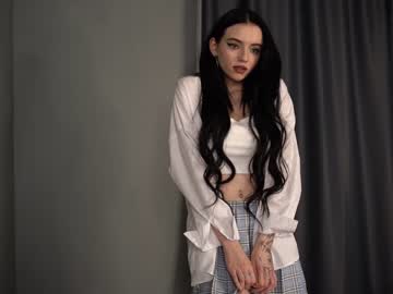 girl
        katereason cam image #120189