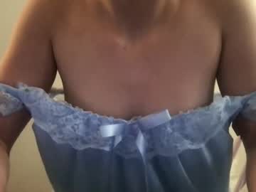 girl
        swoonforme cam image #75123