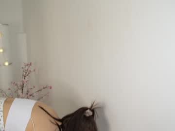 girl
        _say_yes cam image #109542
