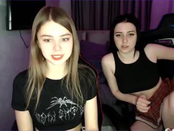 girl
        blackykit cam image #36722