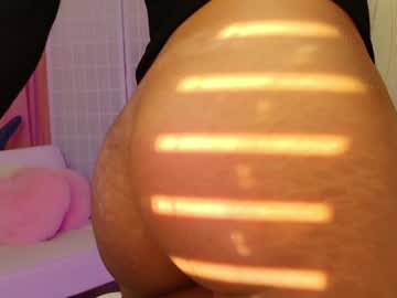 girl
        lileviemarie cam image #225445