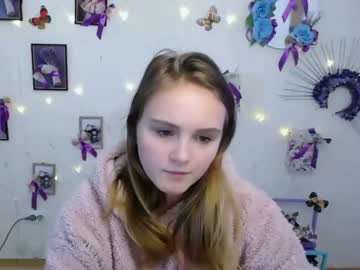 girl
        shy_cute_emma_ cam image #10926