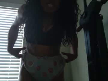 girl
        blackfitsing cam image #117430
