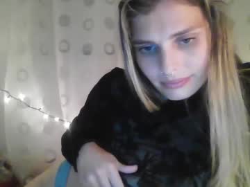 girl
        brandivelvet26 cam image #199838
