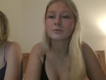 girl
        miaaastone cam image #230416