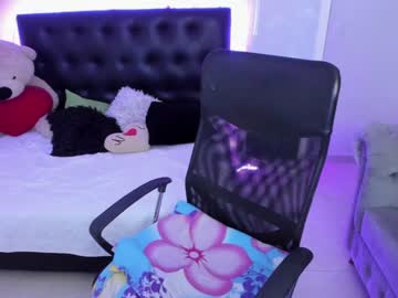 girl
        rosetaylorla cam image #26458