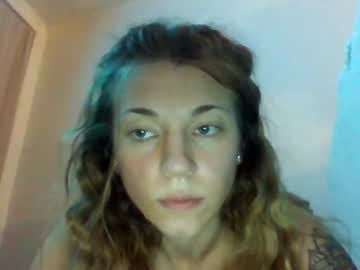 girl
        your_fav1 cam image #260362