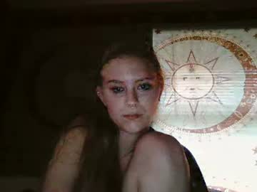 girl
        stonerbabe1313 cam image #219837