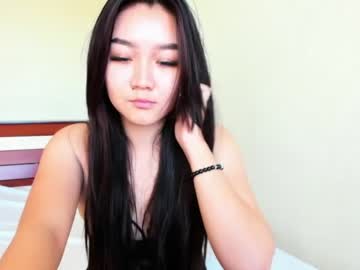 girl
        rae_lil cam image #12536