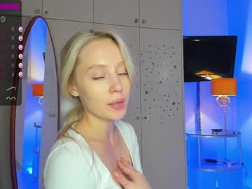 girl
        sfanning cam image #82040