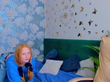 girl
        adaflowersy cam image #97029