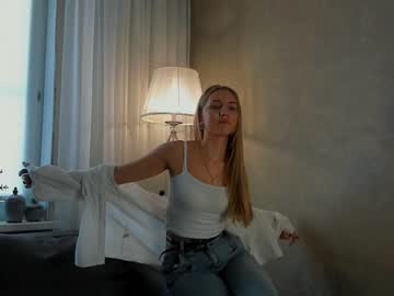 girl
        jessicabarnette cam image #73474