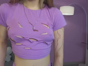 girl
        alisia_spinnet cam image #131033