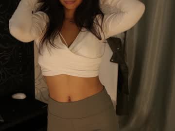 girl
        agatameow cam image #191808