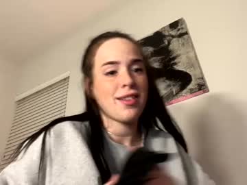 girl
        alexilott cam image #87105