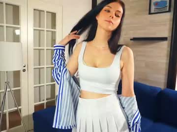 girl
        megangalen cam image #163646