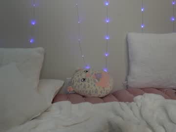 couple
        jazminejynx cam image #116174