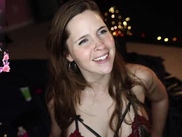 girl
        winterscarlett cam image #214578