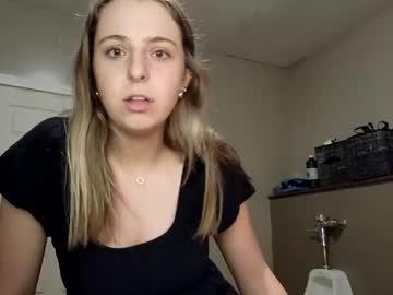 girl
        allylottyy cam image #169840