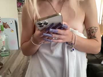 girl
        trapstarrsolana cam image #113310