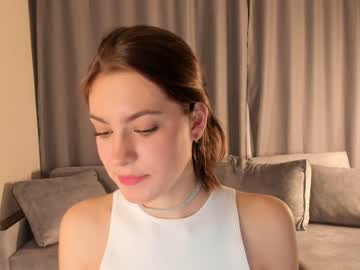 girl
        petrachristley cam image #146797
