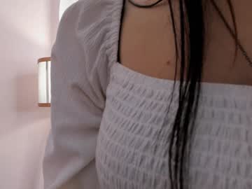 girl
        theaharrie cam image #192294
