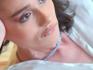 girl
        anitaricci cam image #169028