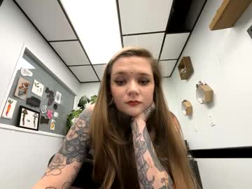 girl
        corpsechick cam image #222102