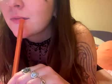 girl
        moonkittytitty cam image #250497