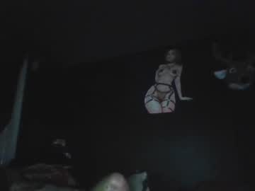 couple
        dandan420710 cam image #118278