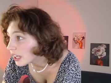 girl
        cherry_lea_ cam image #118380