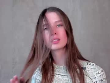 girl
        lori_cole cam image #123350