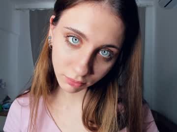 girl
        il0_vee cam image #79194