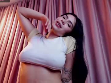 girl
        natasha_ks cam image #125847